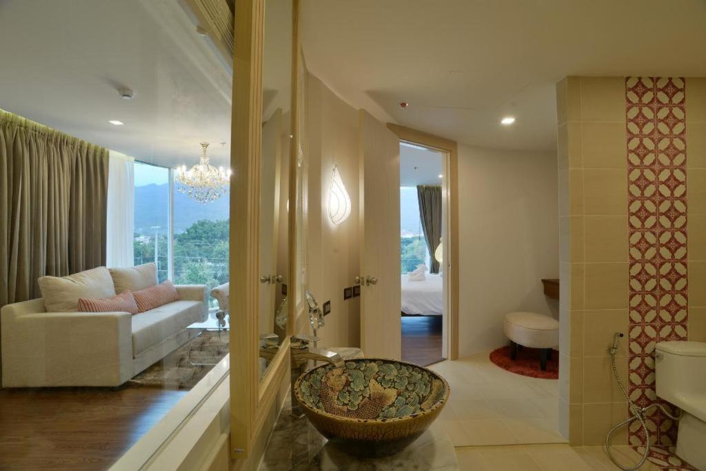 Baisirimaya Hotel Chiang Mai Bagian luar foto