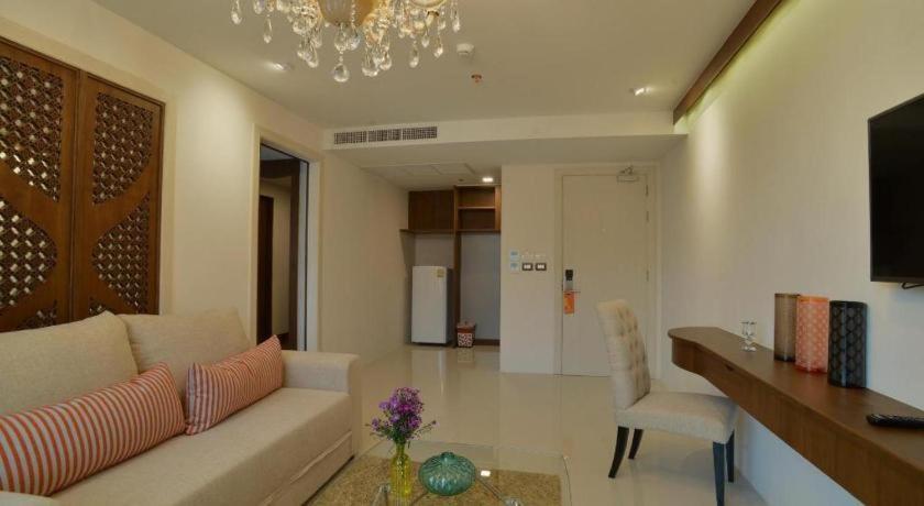 Baisirimaya Hotel Chiang Mai Bagian luar foto