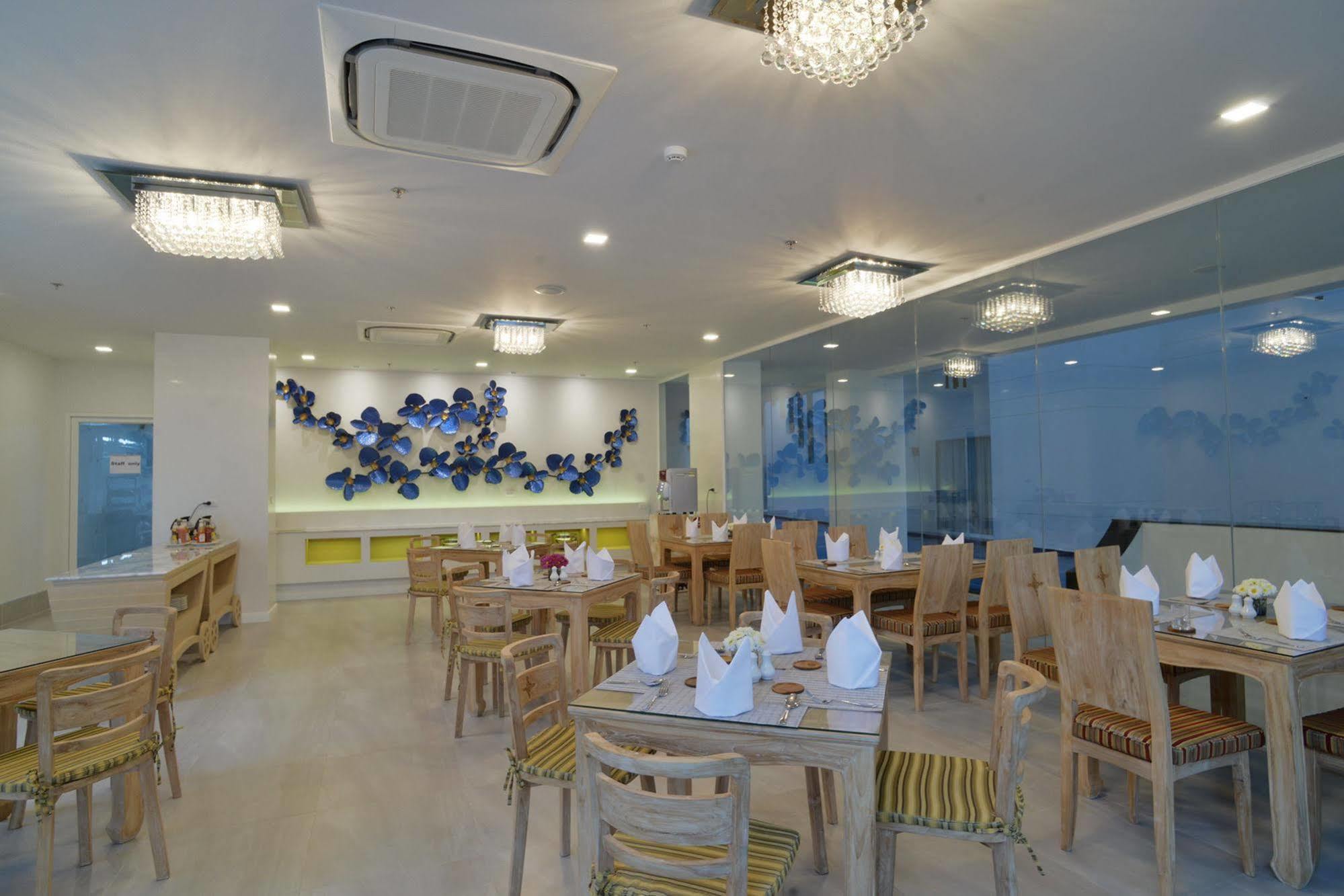Baisirimaya Hotel Chiang Mai Bagian luar foto