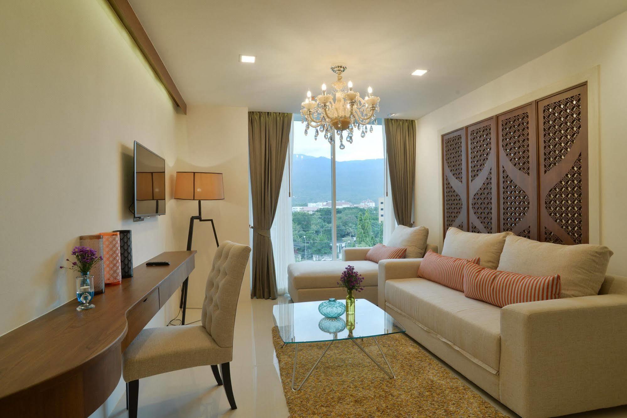 Baisirimaya Hotel Chiang Mai Bagian luar foto