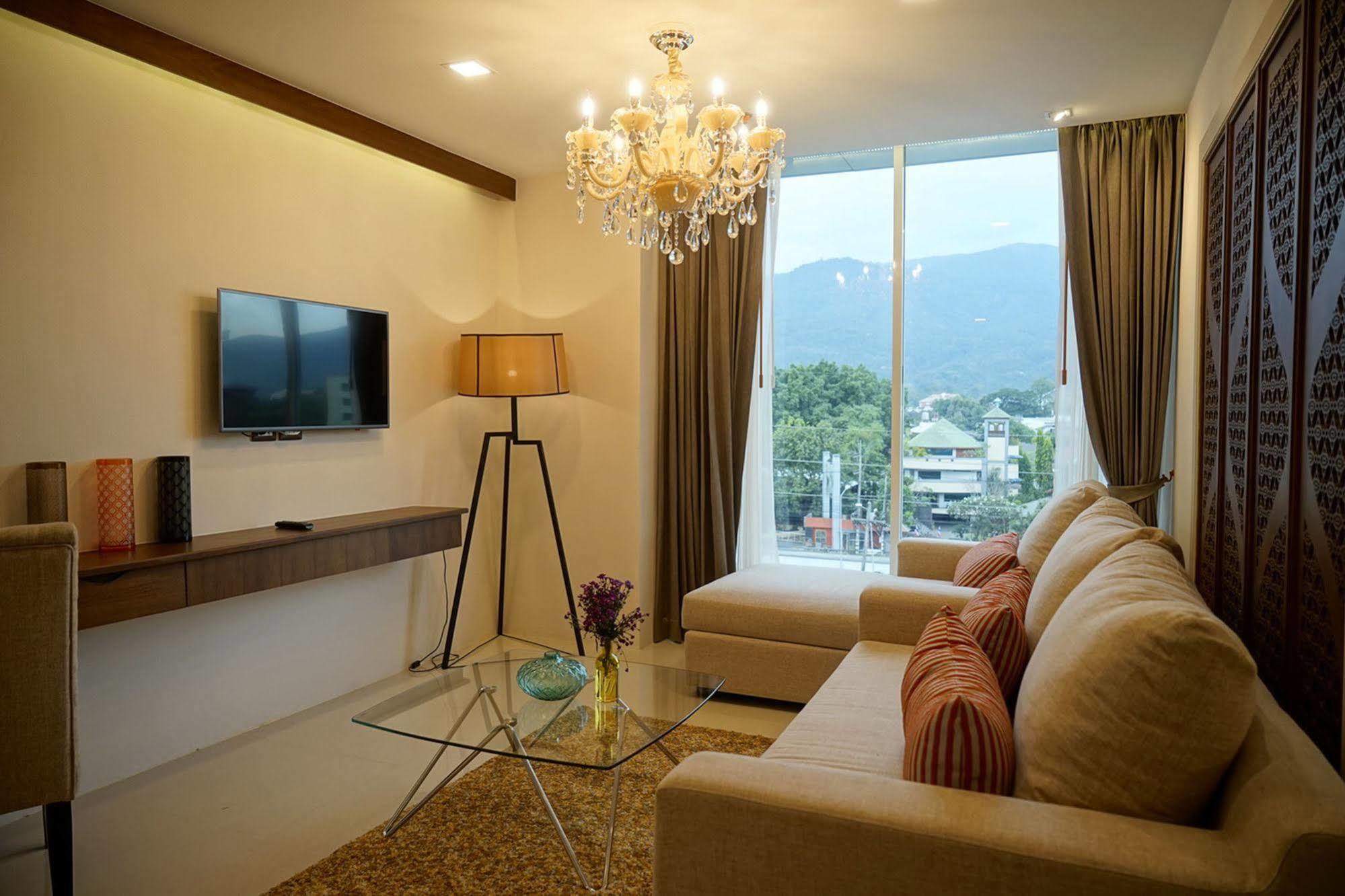 Baisirimaya Hotel Chiang Mai Bagian luar foto