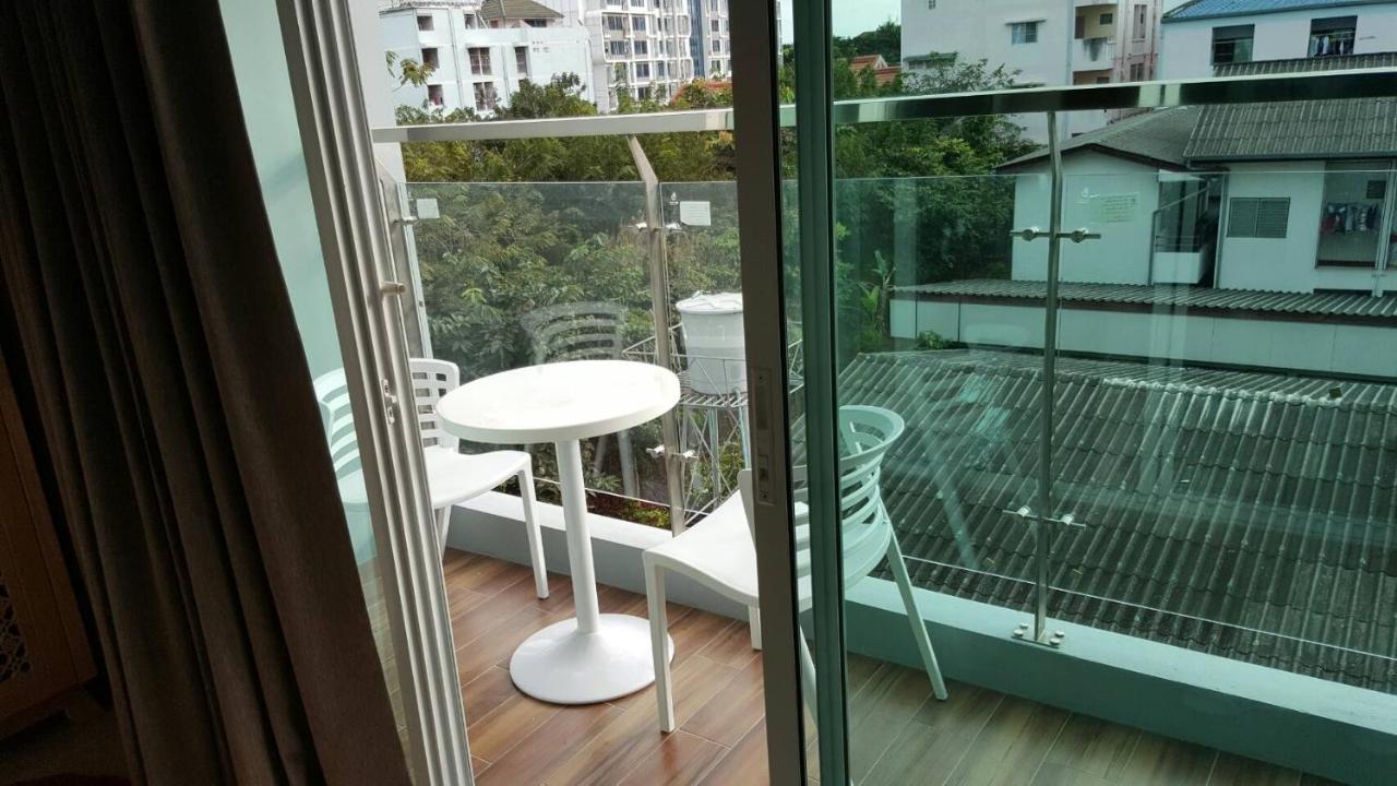 Baisirimaya Hotel Chiang Mai Bagian luar foto